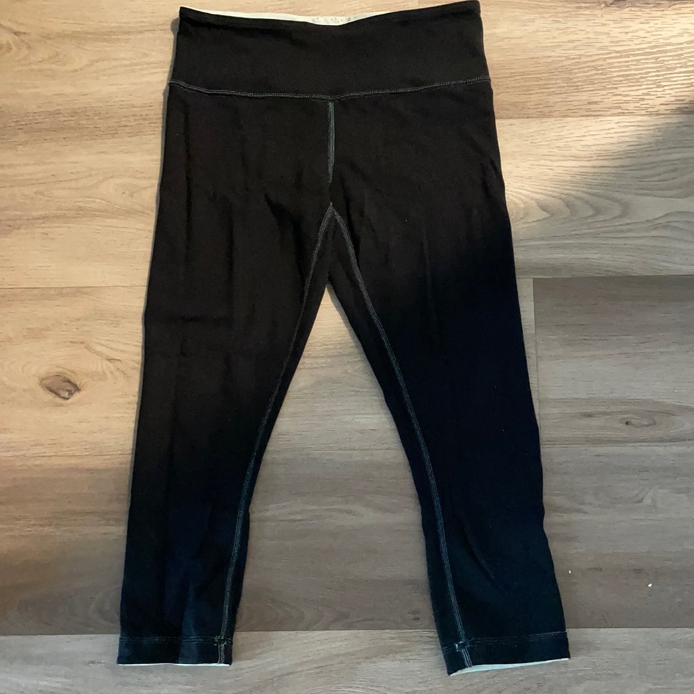 Reversible Lululemon crops